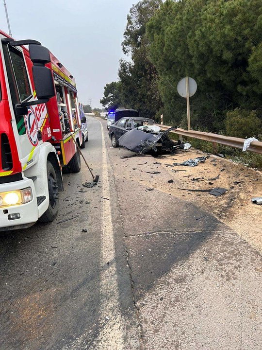 Accidente con víctimas registrado en la carretera de Moguer hoy mismo