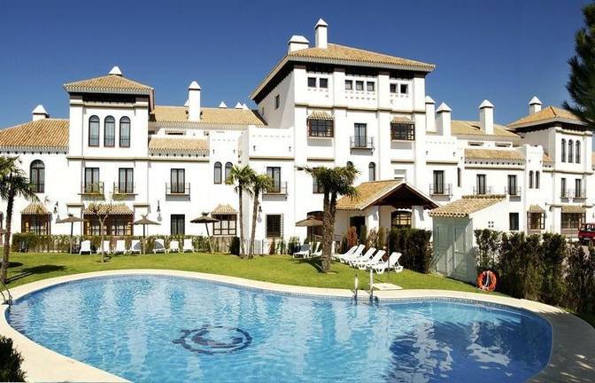 Buscan a 19 personas para trabajar en el Hotel El Cortijo de Matalascañas