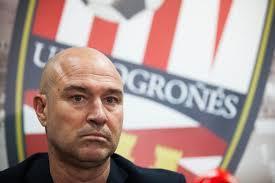 El entrenador de Jesús León vuelve a estar en el mercado