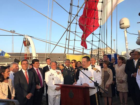 El Buque Escuela Cuauhtémoc abandona Huelva para seguir surcando los mares