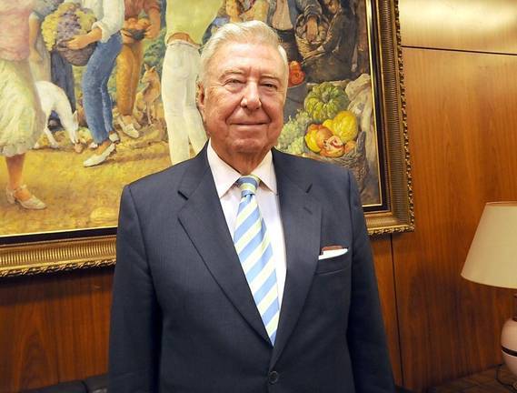 José Luis Gª Palacios distinguido con el Premio ‘Confluencia’ del Colegio de Economistas