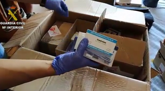 Una red criminal de tráfico de sustancias dopantes en Europa salpica a Huelva con tres detenidos