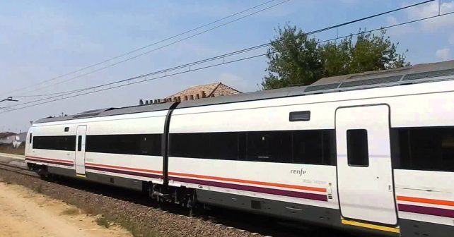 El PP destaca la mejora en la línea ferroviaria y critica el “doble juego” del PSOE