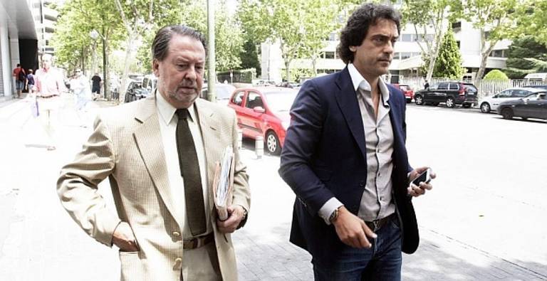 Carlos Hita cree que Juanma López quiere comprar el Recreativo Diario de Huelva Fondo De Armario Translation ~ Carlos Hita cree que Juanma López quiere comprar el Recreativo Diario de Huelva