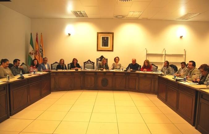 El Pleno Isleño aprueba una moción para frenar la subida del IBI