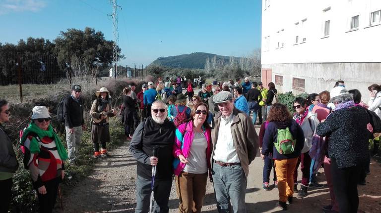 Unas 130 personas participan en la séptima marcha contra la usurpación de los caminos públicos