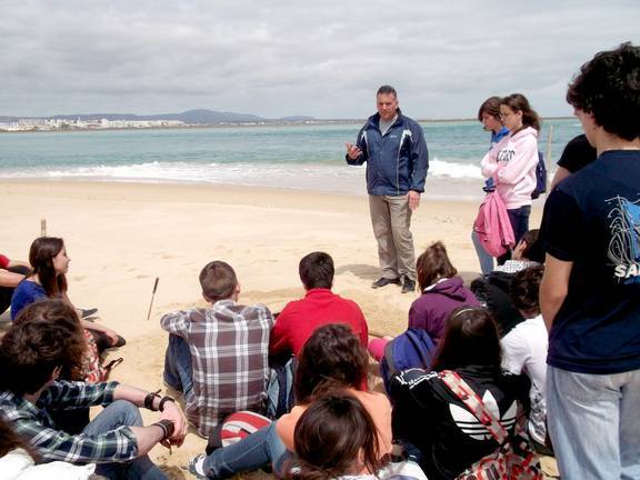 Juan Antonio Morales advierte de que no hay soluciones definitivas para la costa de Huelva