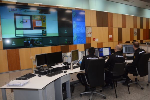 La Policía habilita un sistema de aviso en lengua de signos para las personas sordas