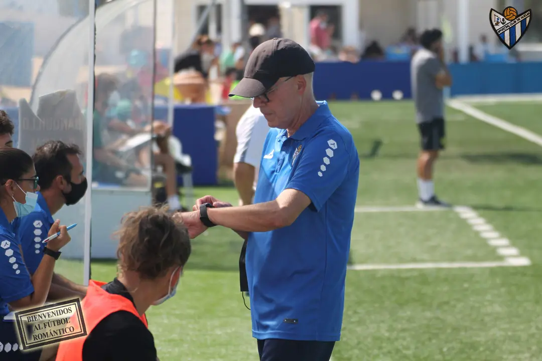 Antonio Toledo es el preparador del Sporting Club de Huelva.