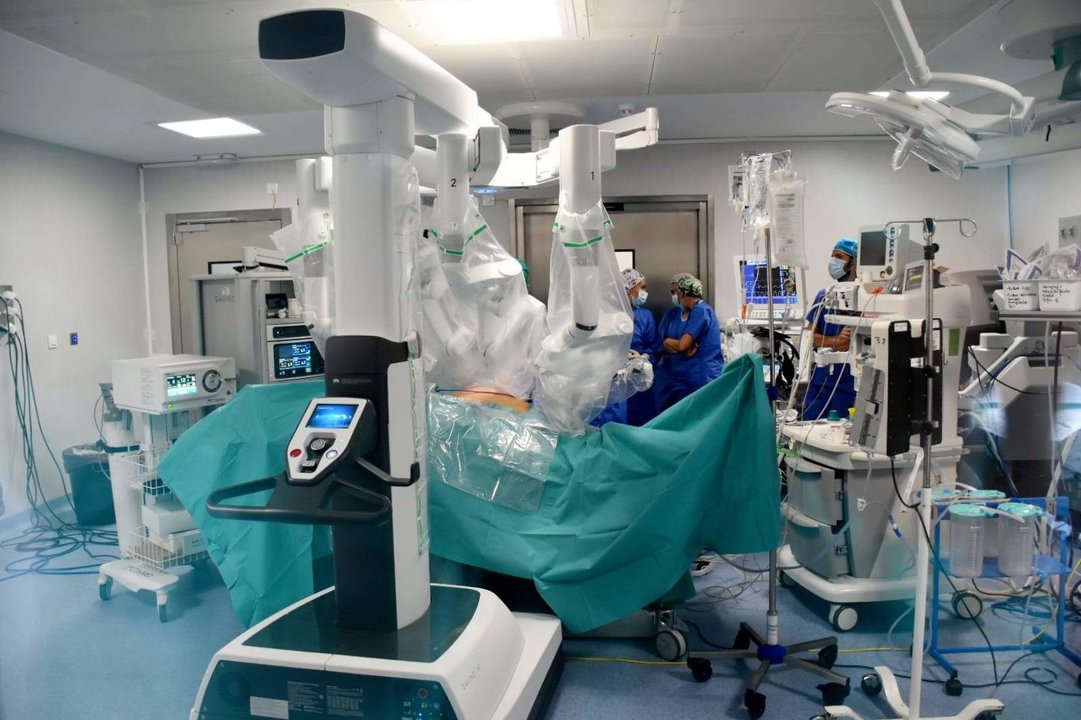 Da Vinci, el robot quirúrgico que ya está al servicio de los onubenses en el Hospital Juan Ramón Jiménez