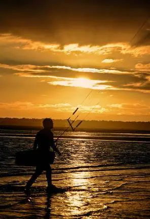 A CONTRALUZ- Fran Borges