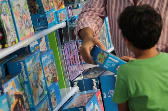 La forma Desconfianza Curso de colisión Cae un 20% la venta de juguetes en el comercio tradicional de Huelva