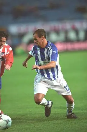 PERNIA RECREATIVO DE HUELVA. Mariano Andrés Pernía. Defensa. Nac. 4/5/77 En Buenos Aires Partido de liga 28/1/2003. Foto Carrusan..