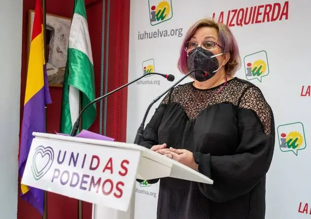 Mónica Rossi durante una rueda de prensa
