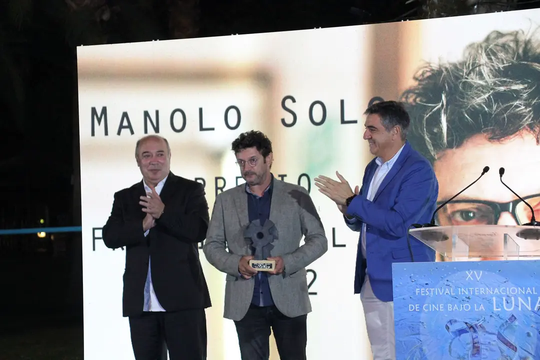 2022 07 03 Gala de Inauguración del XV Festival de Islantilla - Manolo Solo, Jesús Toronjo y Francisco Zamudio 01