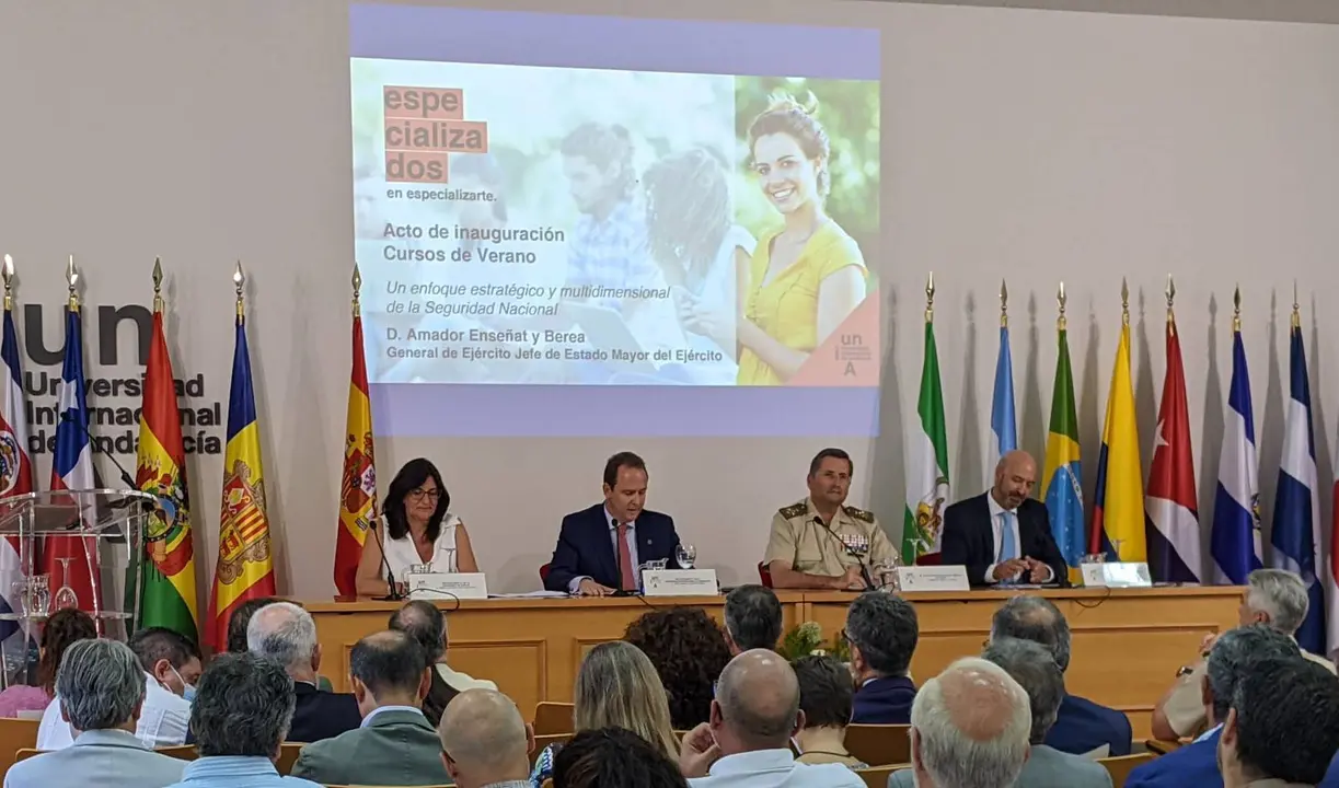 Acto inaugural de los cursos de la UNIA