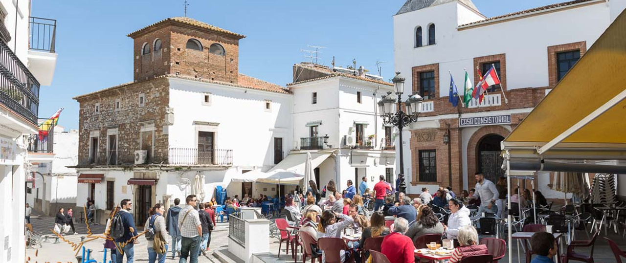 Plaza del Ayuntamiento de Aroche.