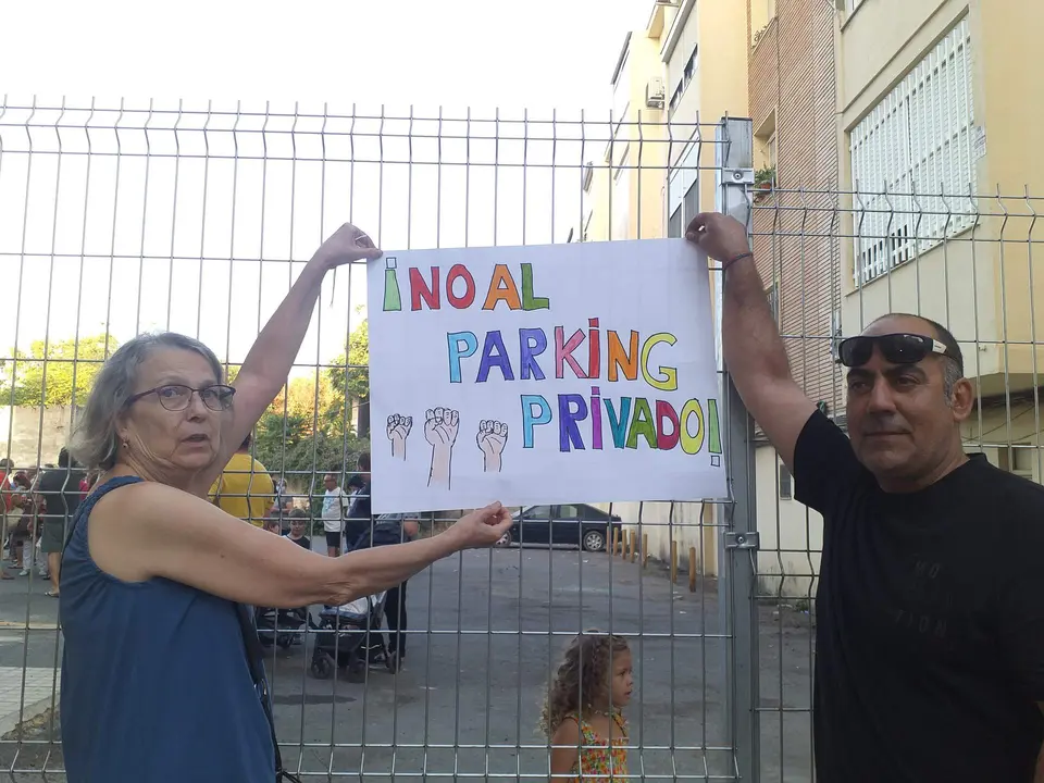 Protestas contra el parking privado