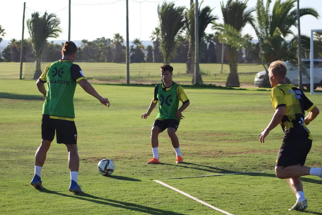 El San Roque entrenando.