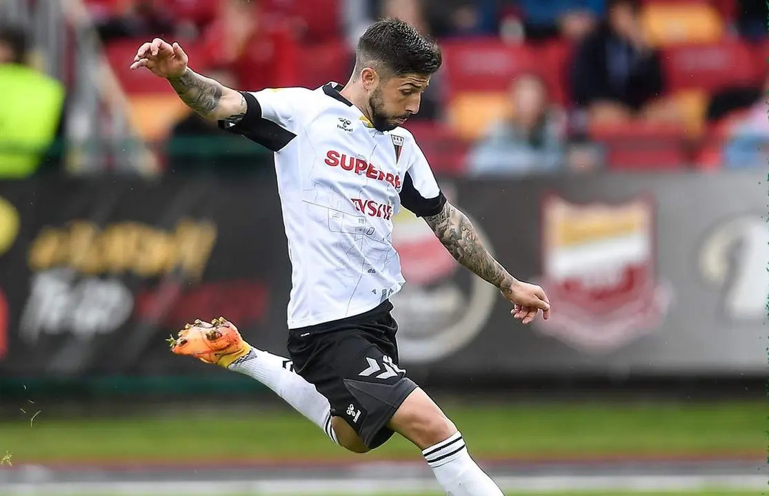 Antonio Domínguez jugando en la segunda división de Polonia.