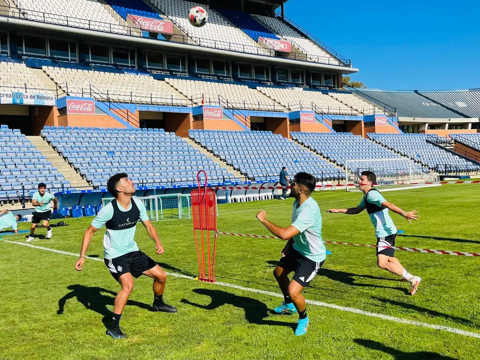 El Recre ejercitándose en el Nuevo Colombino.