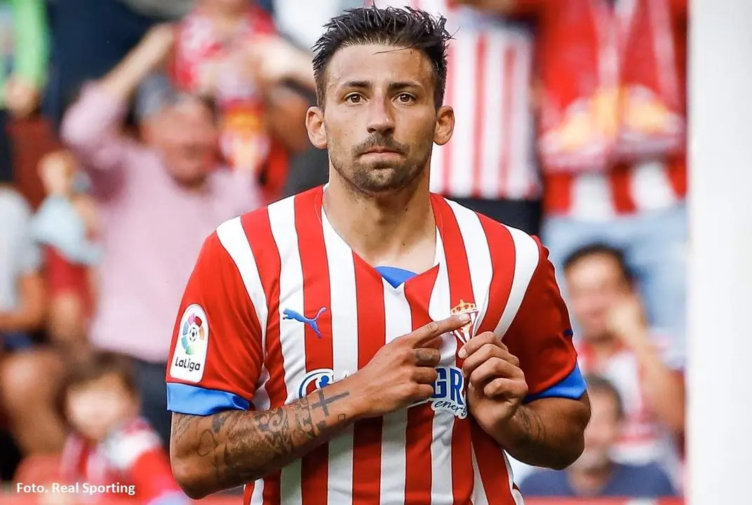 Aitor García celebra su gol.