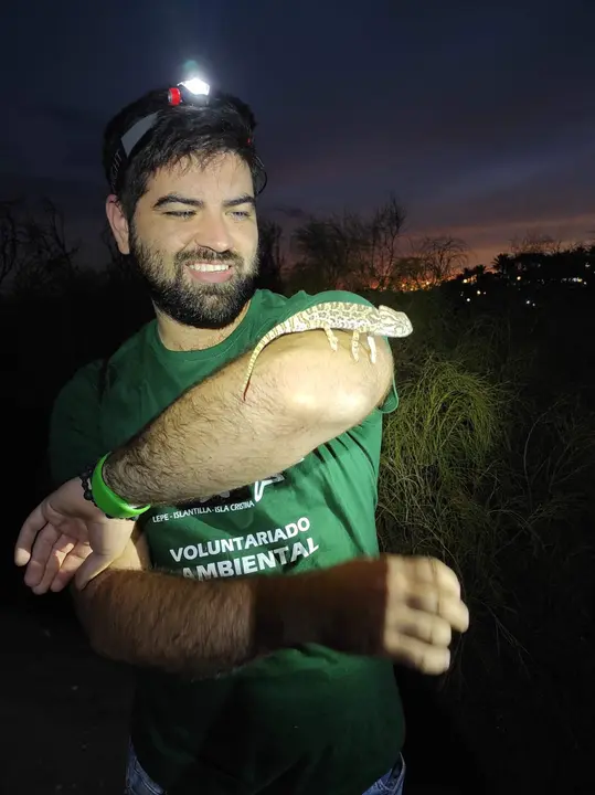 Voluntario y ejemplar