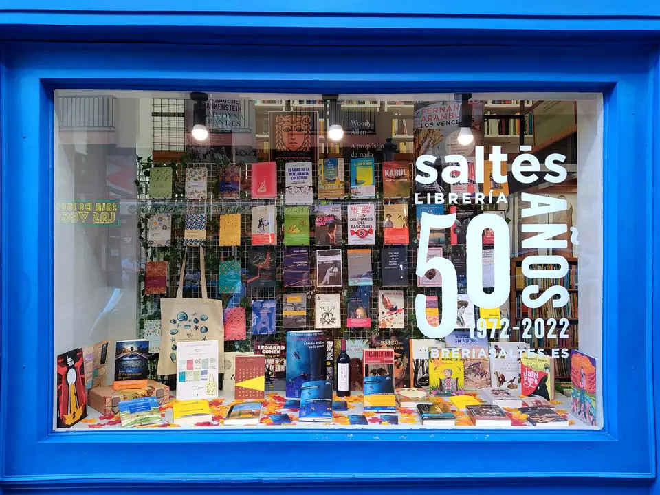 Escaparate de la librería Saltés