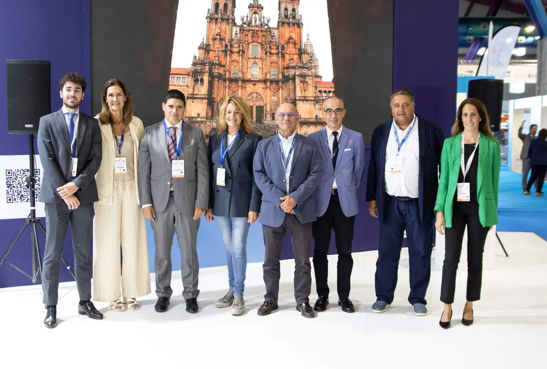 Representantes del Puerto de Huelva, en Malaga y PdE Seatrade.