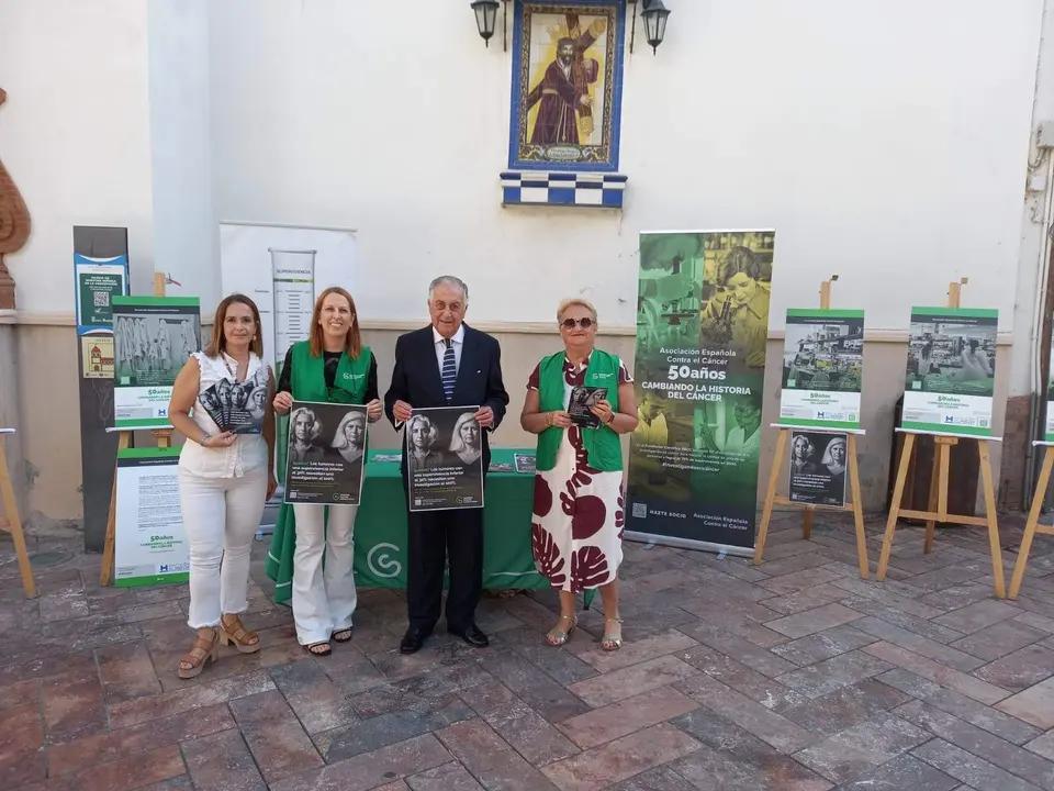 Mesa peticionaria en Huelva hoy.