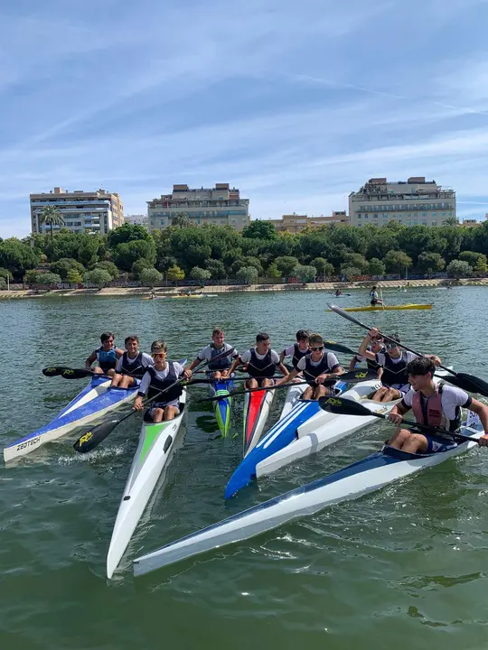 Equipo de piragüismo del Real Club Marítimo de Huelva