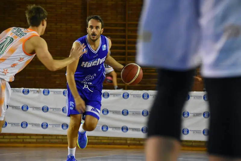 Javi Montaner en acción.