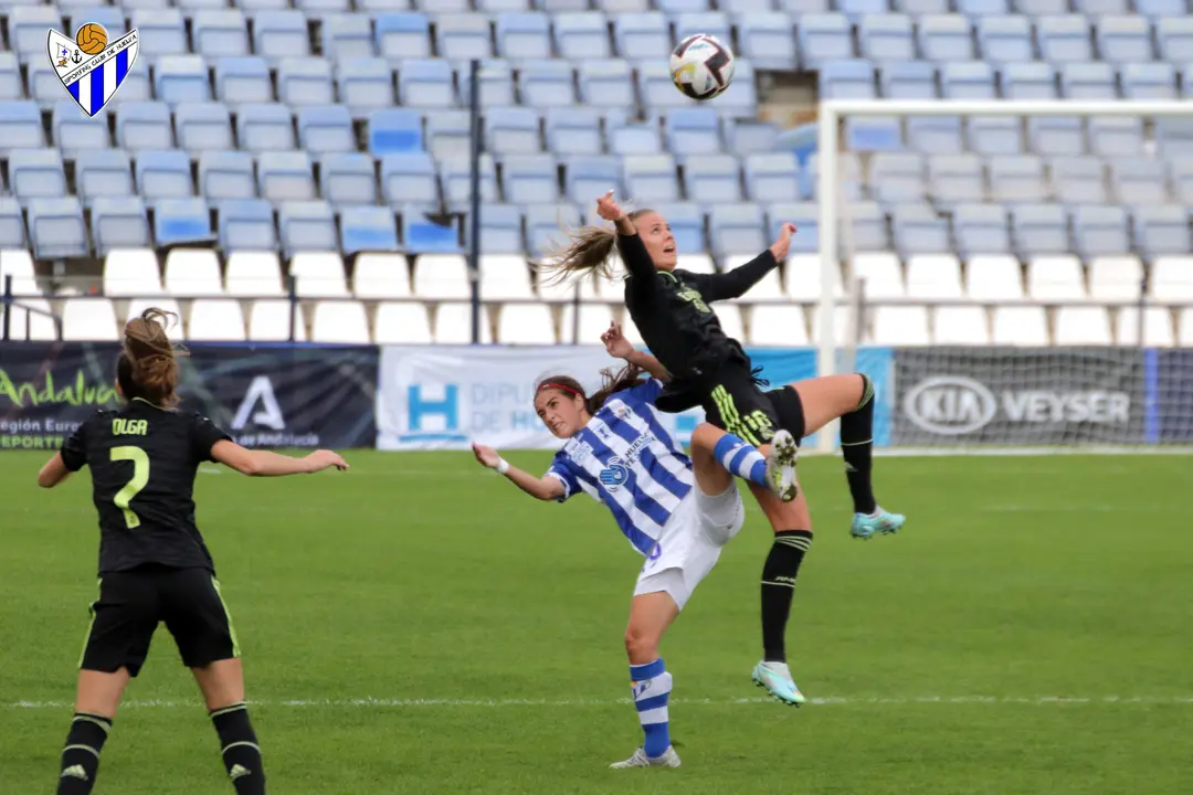 El Sporting cae con un gol ilegal.