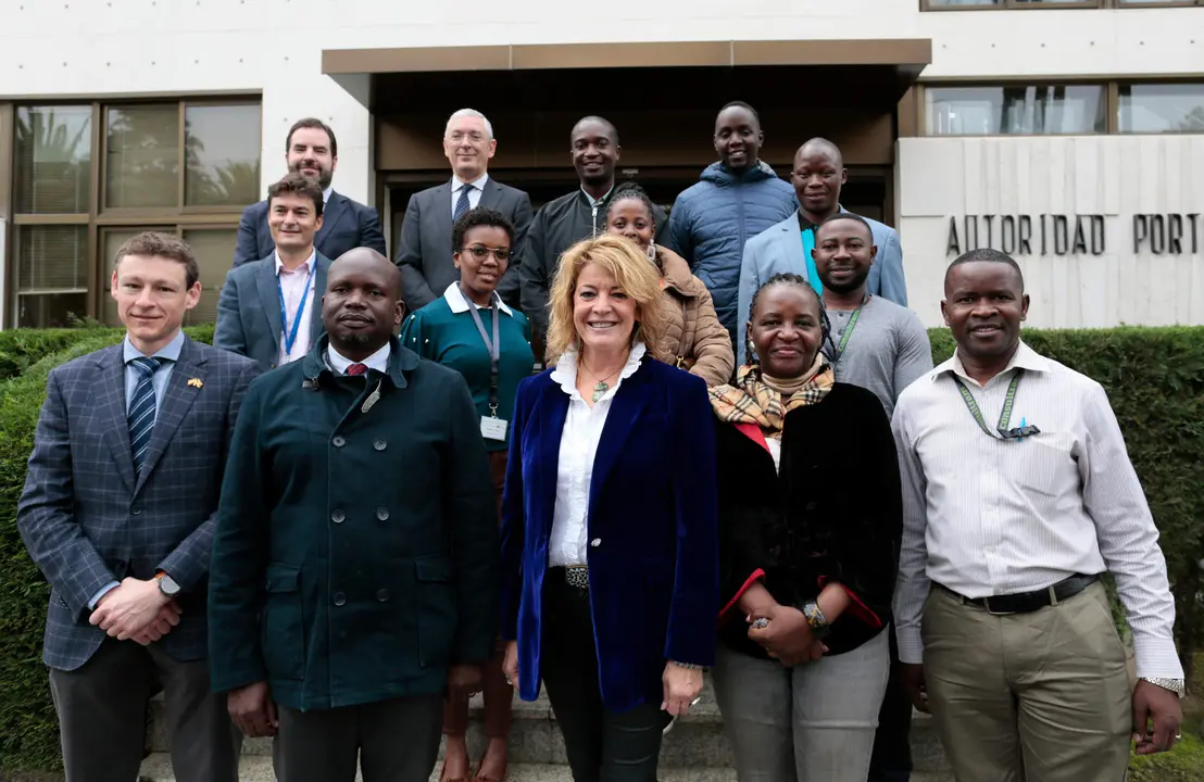 Visita Delegacion Uganda Puerto de Huelva