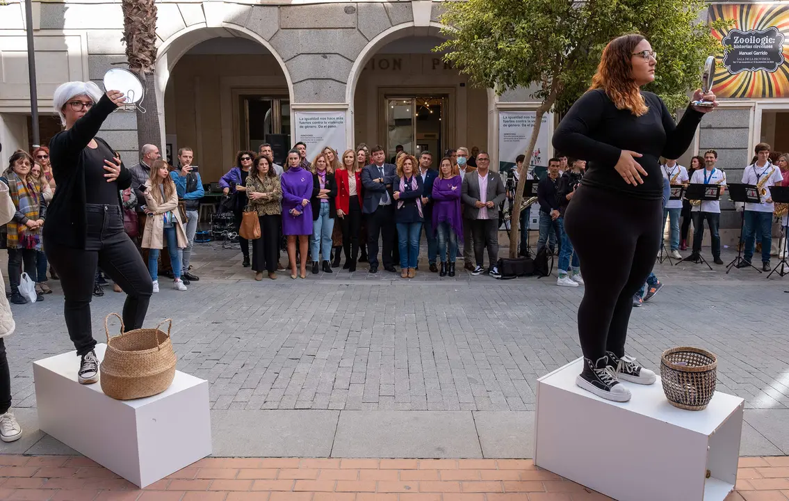 Performance a las puertas de la Diputación