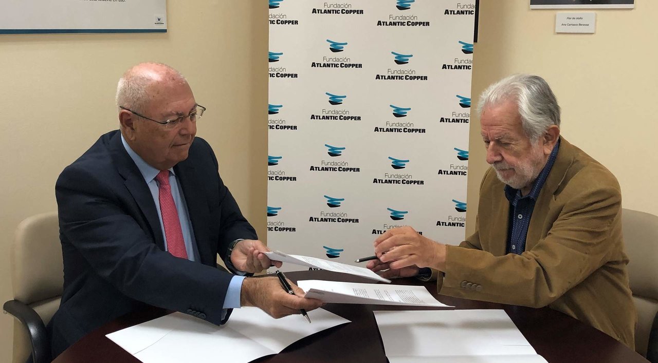Firma del acuerdo entre ambas entidades