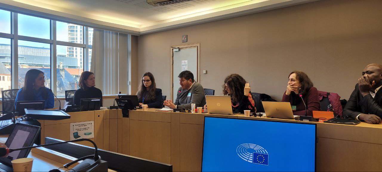 Marcos Toti interviene en una de las reuniones celebrada en la sede del Parlamento Europeo
