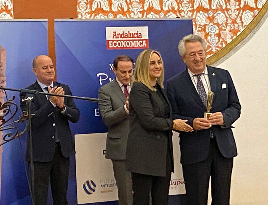 Premio Andalucía Económica, recoge Javier Targhetta