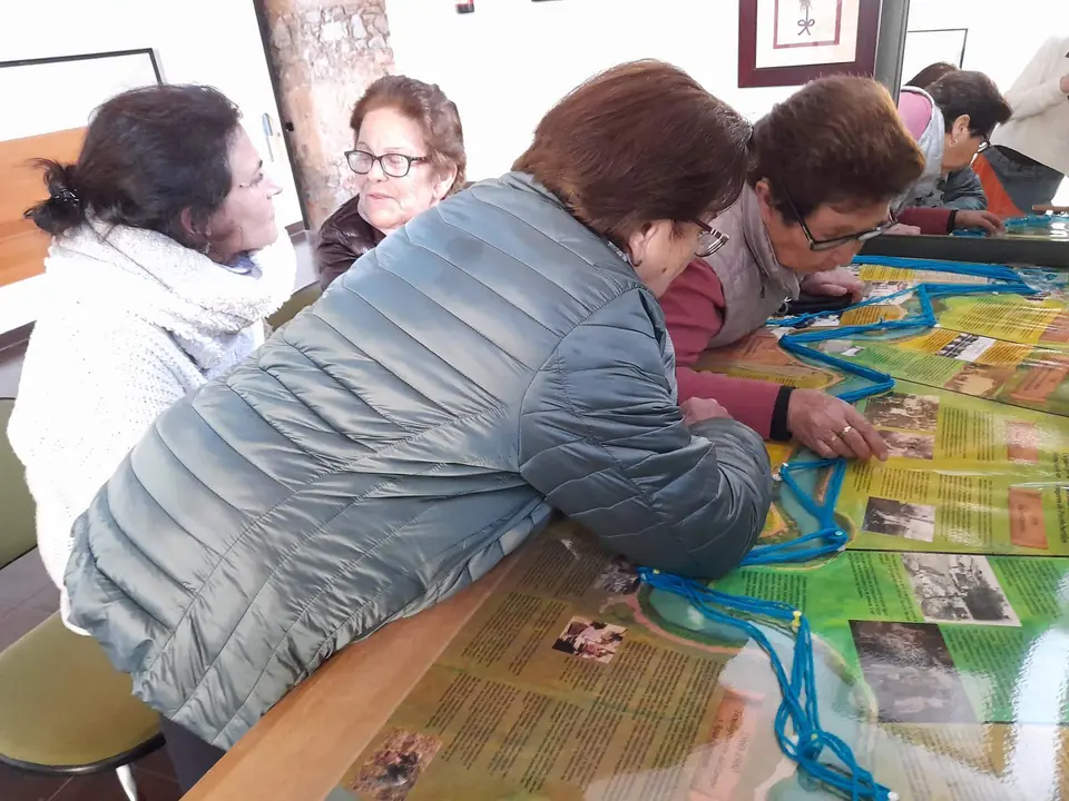 Mujeres de Fuenteheridos en el taller