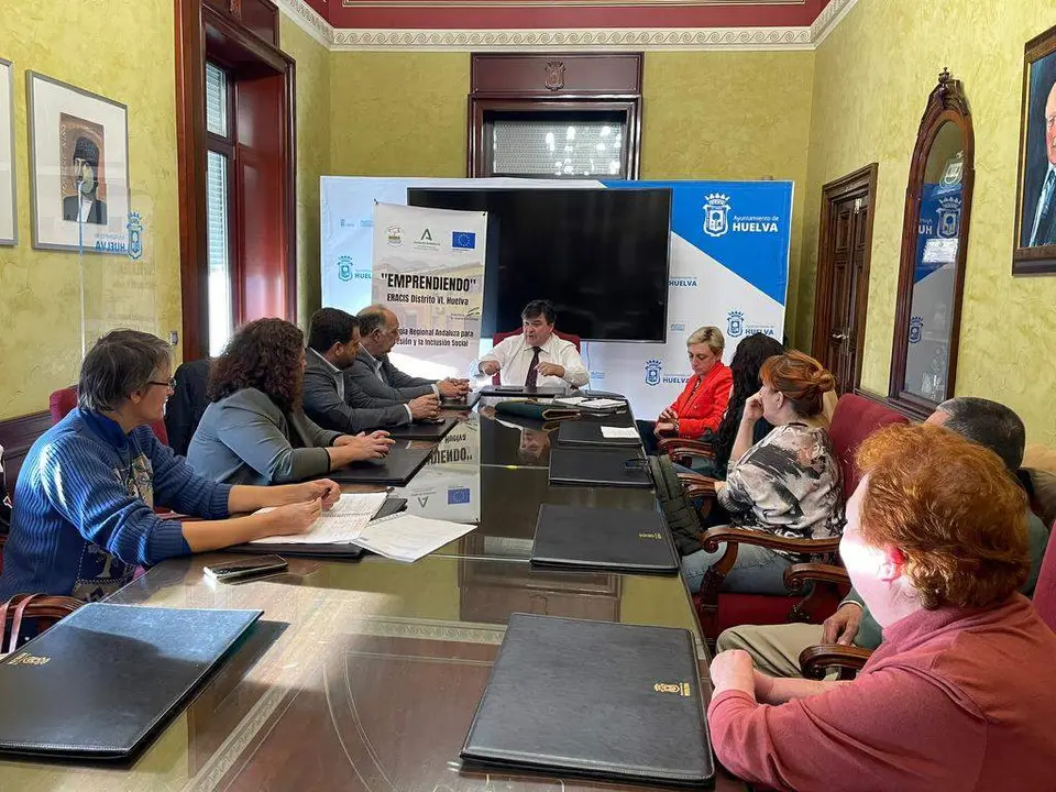 Reunión Asociación Comerciantes Distrito VI