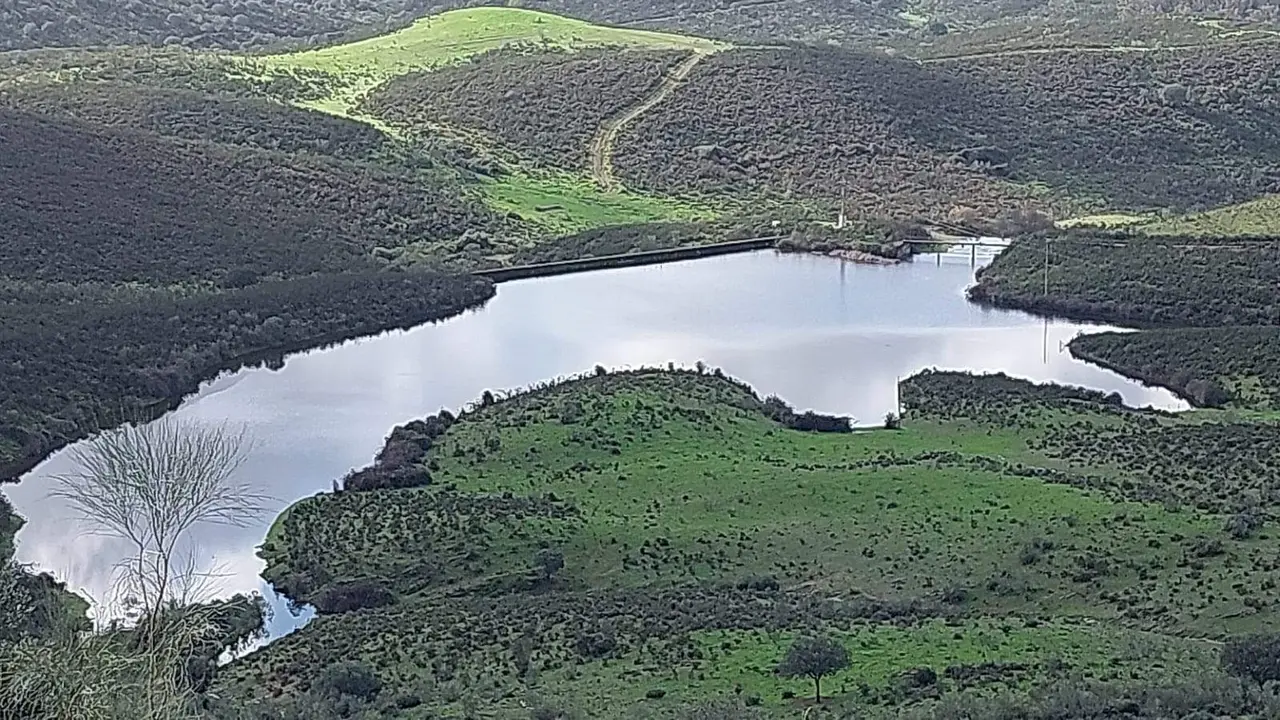 Embalse recuperado tras las lluvias