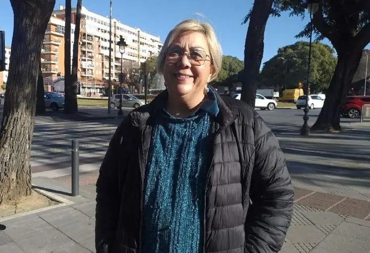 Mónica Rossi, en la Avenida de Andalucía