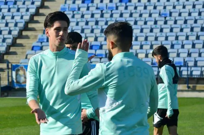 Trapero en un entrenamiento del Recre.