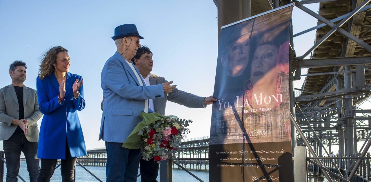 Presentación del documental sobre la vida de La Moni