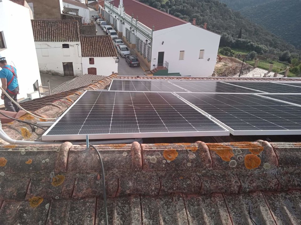 Berrocal Solar, instalaciones