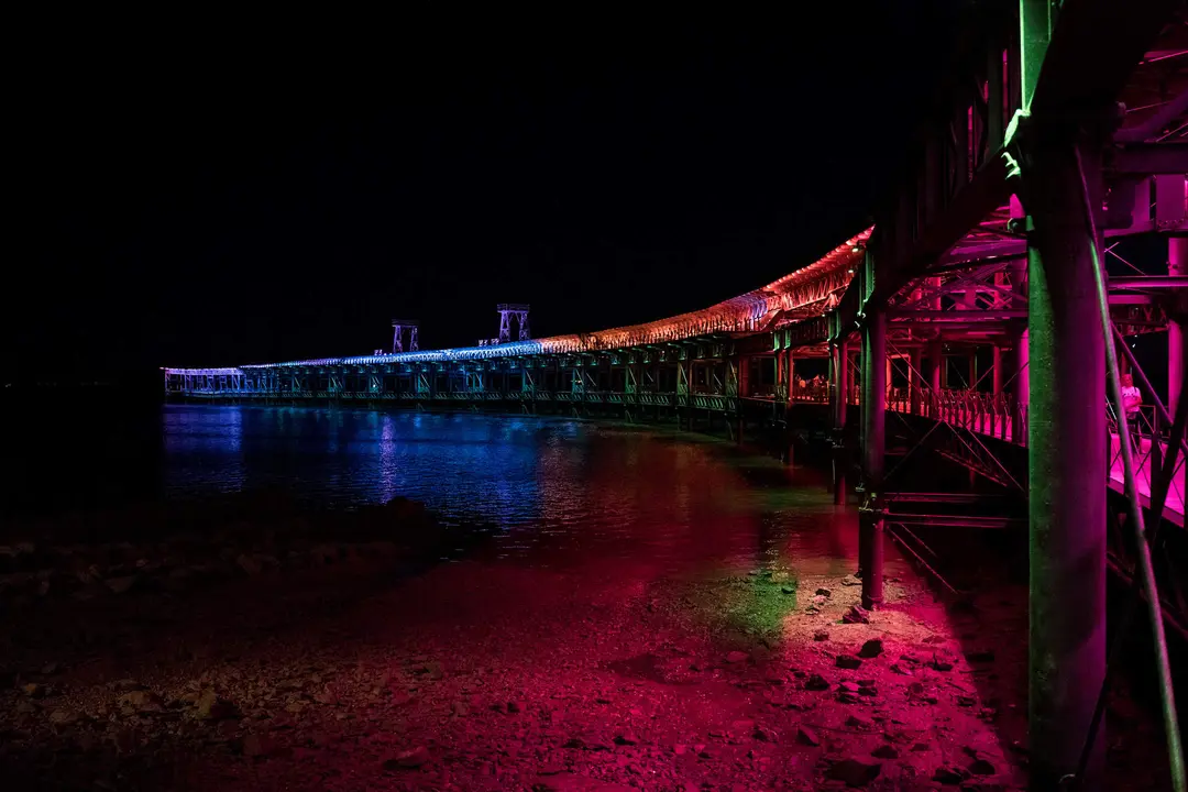 Iluminación Muelle del Tinto