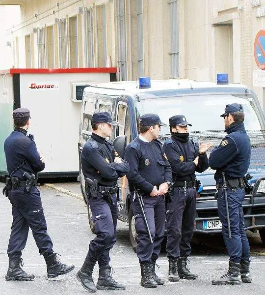 Agentes de Policía en Huelva