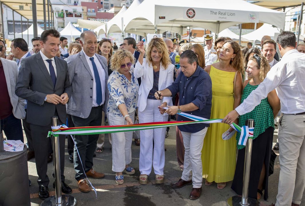 Momento inaugural de la Feria por parte de la alcaldesa, PIlar Miranda