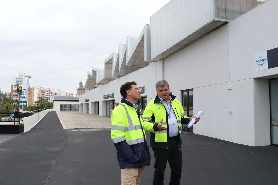 El presidente de la APH, Alberto Santana, visita las instalaciones reformadas
