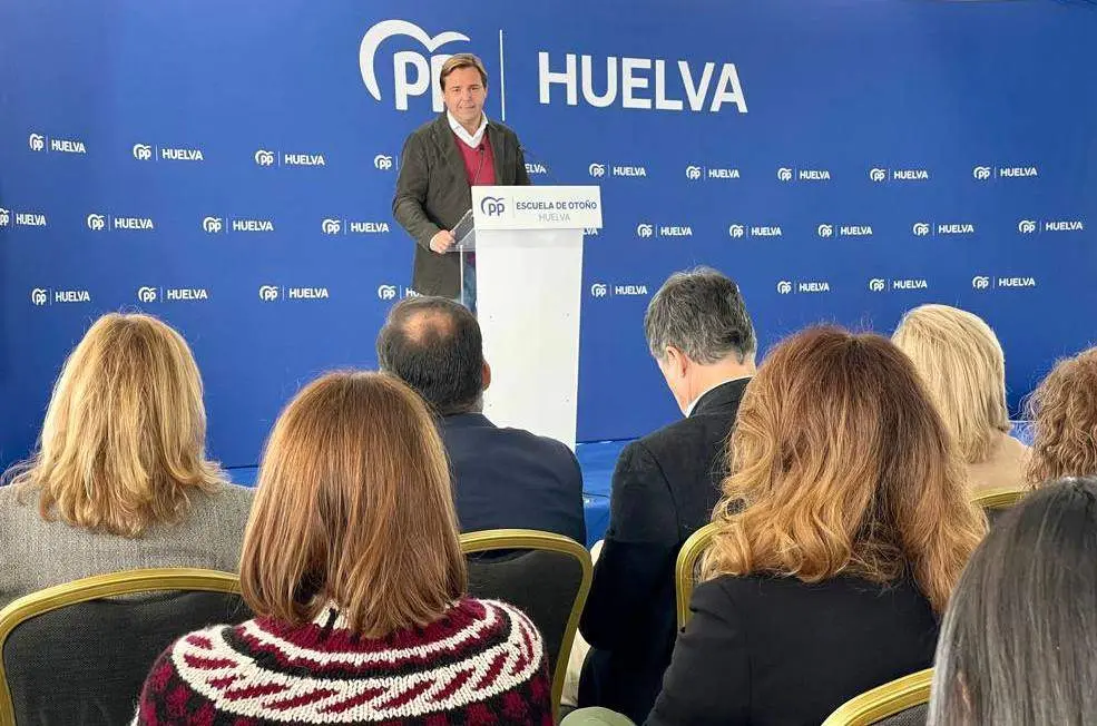 A Repullo en la Escuela popular de Huelva